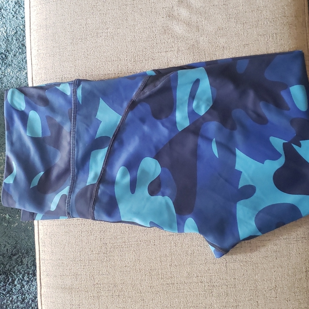 Zyia Blue Camo Tights
